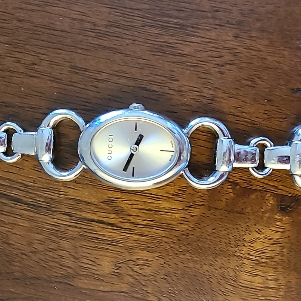 Gucci watch